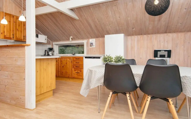 6 Person Holiday Home in Ebeltoft-by Traum