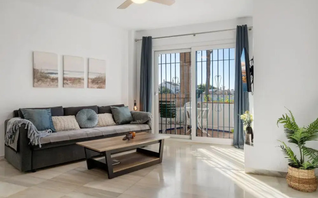 Blue Pearl Apartment Old Town Fuengirola Ref 24 by Costarentals - Ref 24