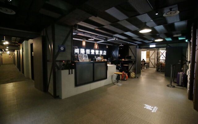 Nys Loft Hotel - Hostel