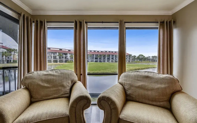 Edgewater by Book That Condo