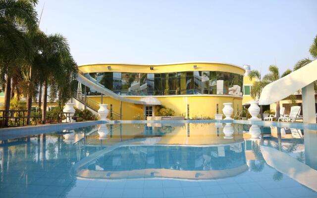 Fiesta Garden Hotel