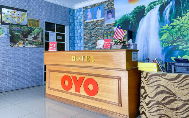 Super OYO 90039 Coop Hotel Kangar
