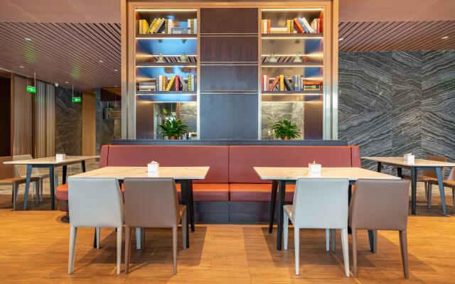 Holiday Inn Express Beijing Huacai by IHG