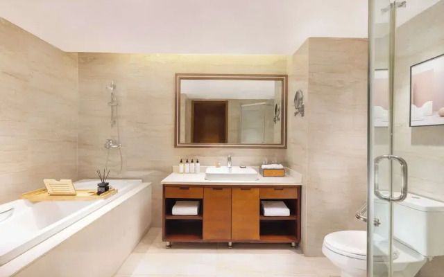 Ramada Encore by Wyndham Jingzhou Shashi