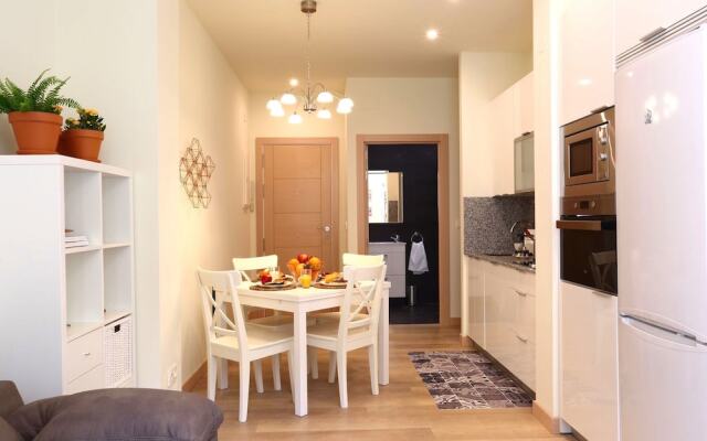 Bartolome Suite Apartment