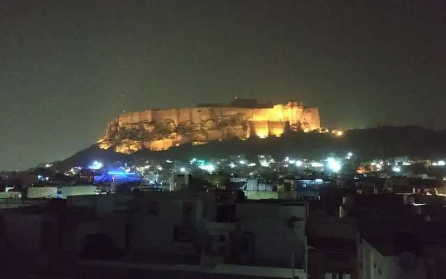 Goroomgo Sarvar Guest House Jodhpur