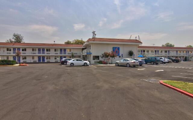 Motel 6 Sacramento, CA - Old Sacramento North