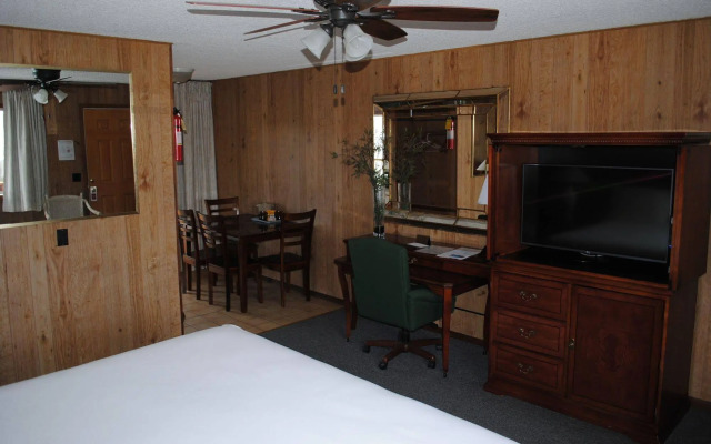 Daunt's Albatross Motel