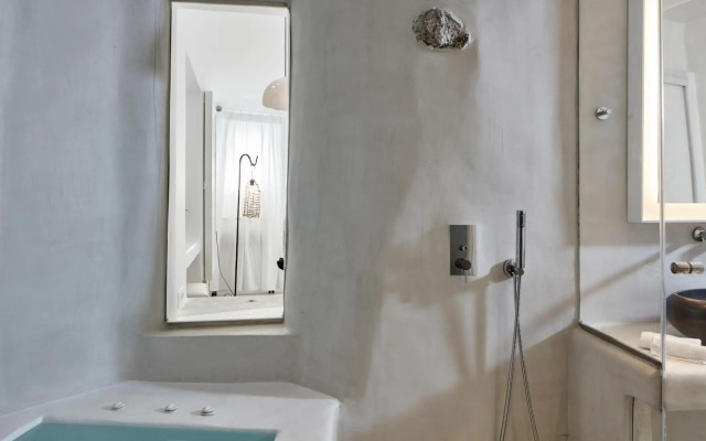 Cosmopolitan Suites