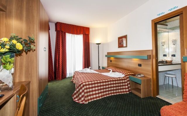 Hotel Sayonara