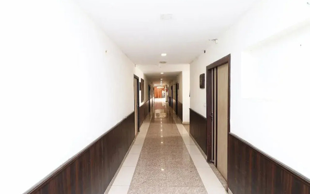 OYO 29826 Central Hotel
