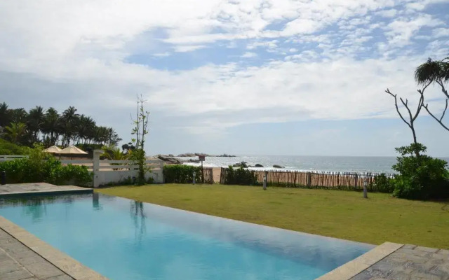 Bungalow By The Beach