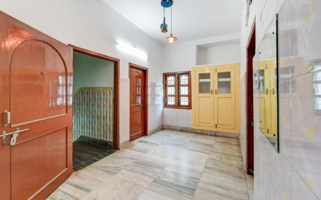 OYO 84396 Sai Sivir Stay Near Iter