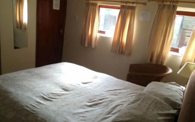 The Fox & Hounds Inn