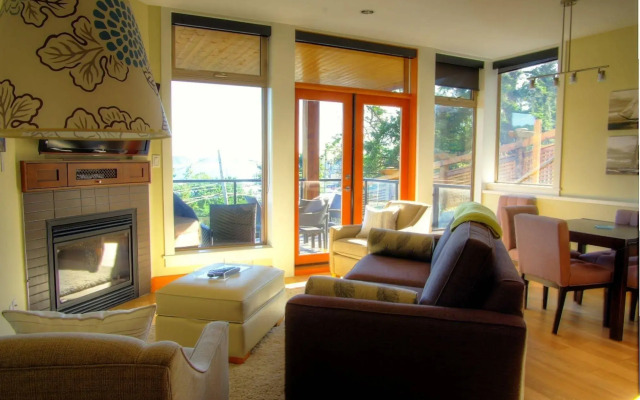 Mariner's Loft