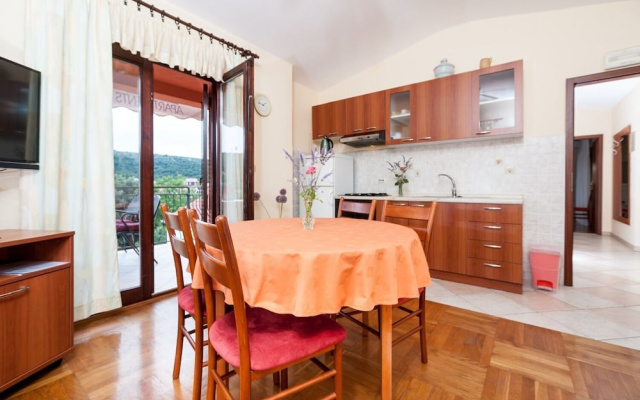 Apartment Ivan