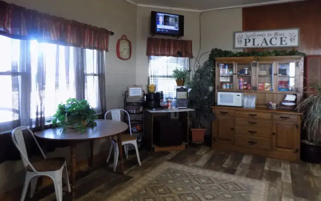Dighton Inn