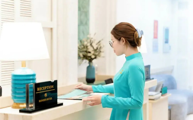 Minasi HanoiOi Lakeside Hotel