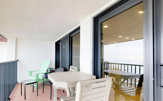 Water's Edge Condominium