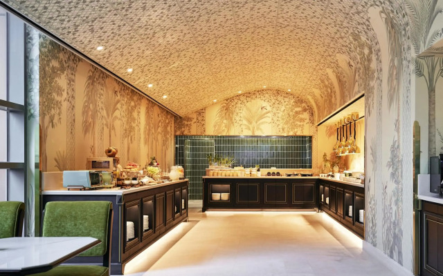 L'Escape Hotel