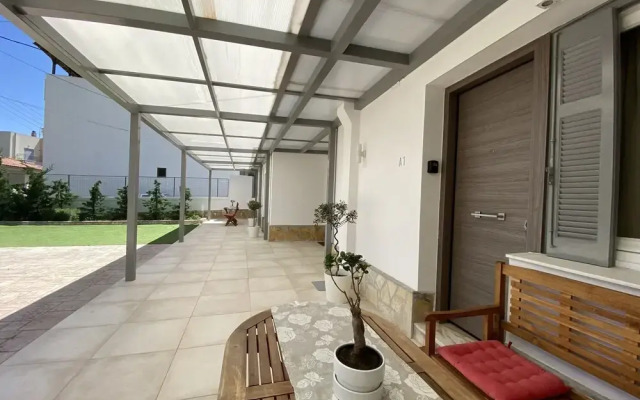 Flight Apartment Airport