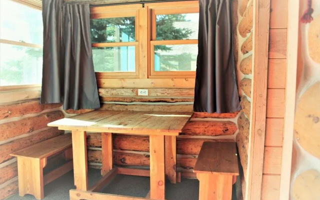 Gold Camp Cabins