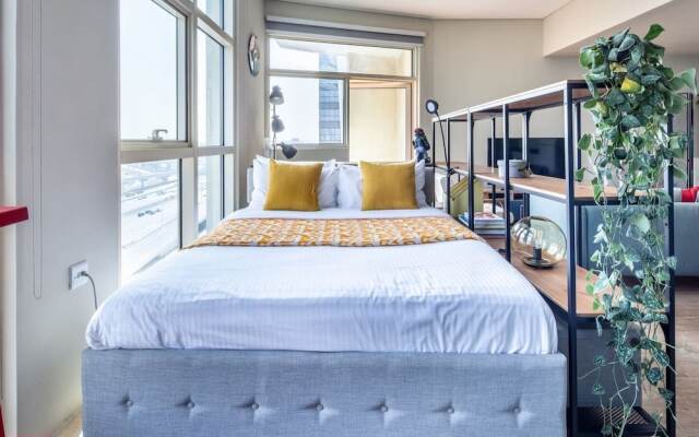 Vibrant Studio in Dubai Marina - Near Metro & Tram