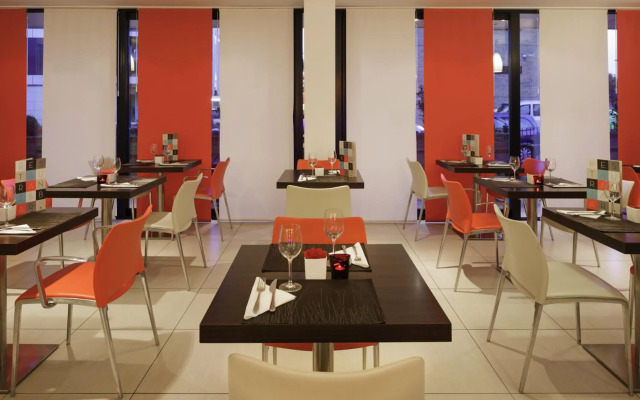 ibis London Docklands Canary Wharf