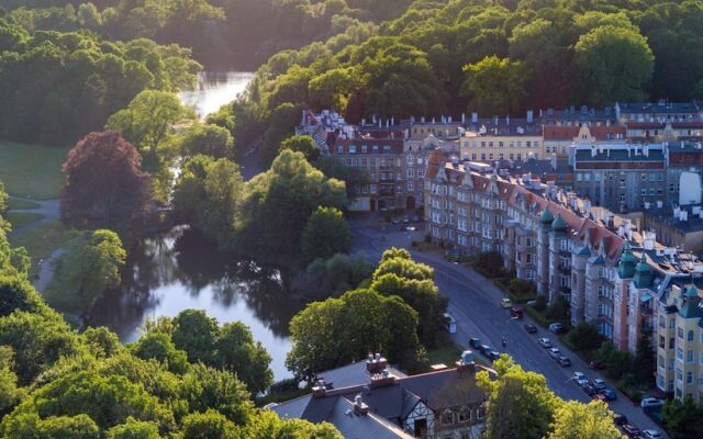 Grand Park Hotel