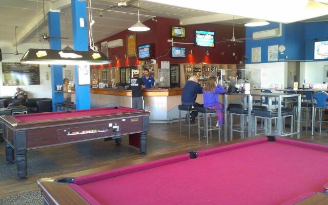 Bargara Beach Hotel Motel