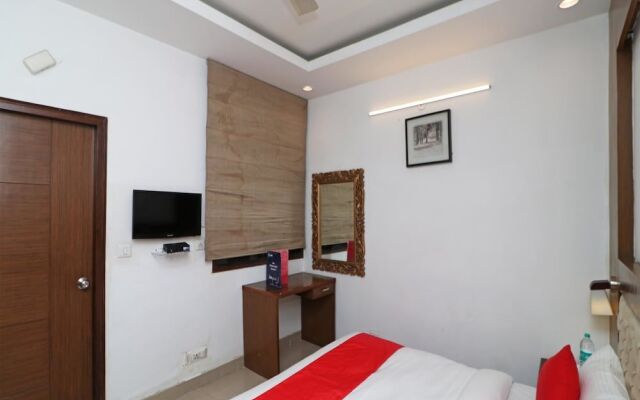 OYO 12780 New Hotel Rajwada