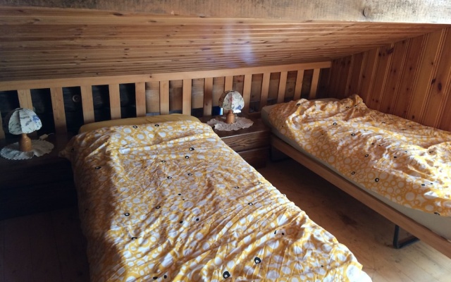 Swiss vYntage Chalets - 300 Year Old Swiss Chalet – Guest Rooms – Saxeten