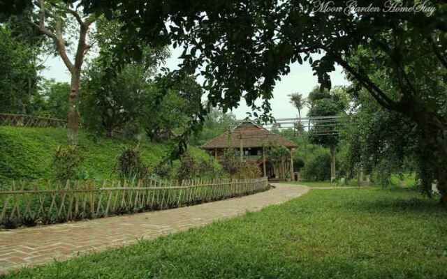 Moon Garden Homestay