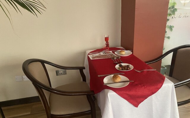 Hemak Suites