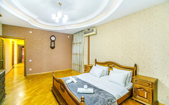 Nizami Apartment By Baku Housing
