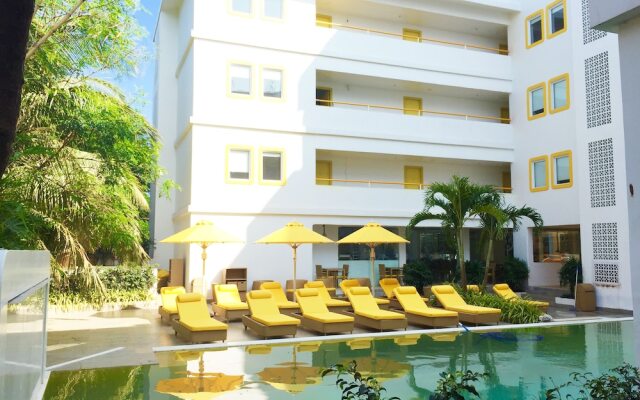 Bloomrooms @ Calangute