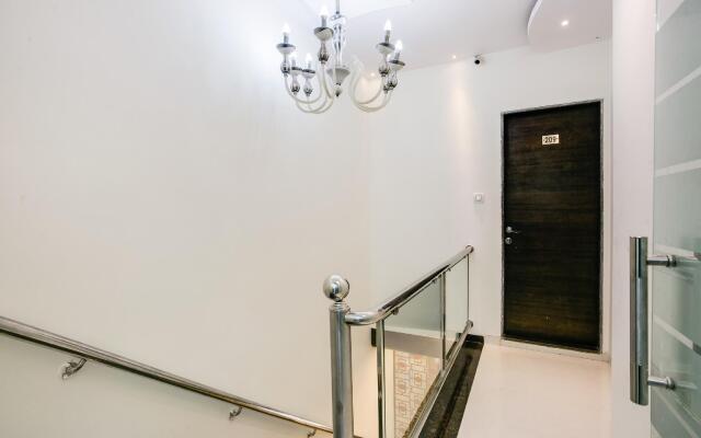 OYO 76818 Star Residency