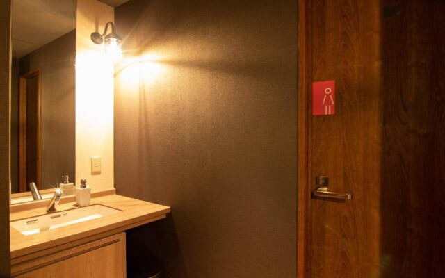 Hostel EAST BLUE Kasai Tokyo