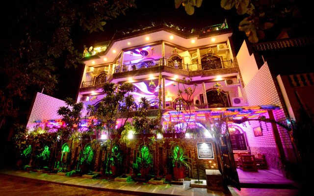 Aman Homestay a Boutique Hotel
