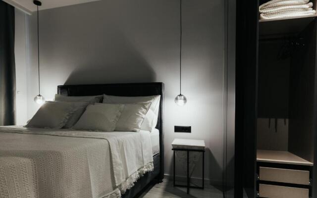 Apartment 1911
