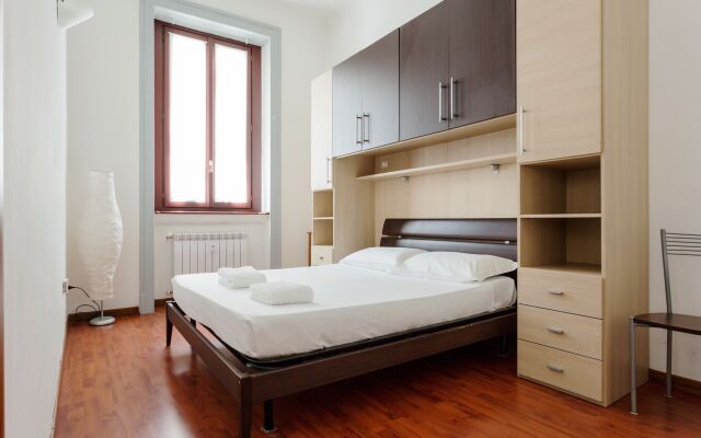 Goldoni Apartment Milan