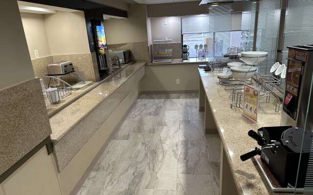 SureStay Plus by Best Western Mobile I-65