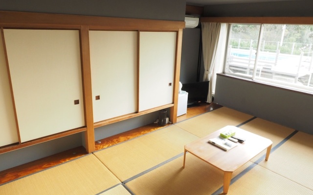 Ocean Village MIURA – Guest Rooms – Miura