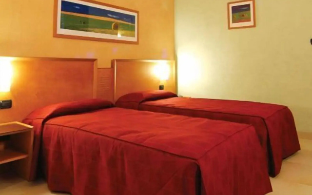 Hotel Eden - Image 7