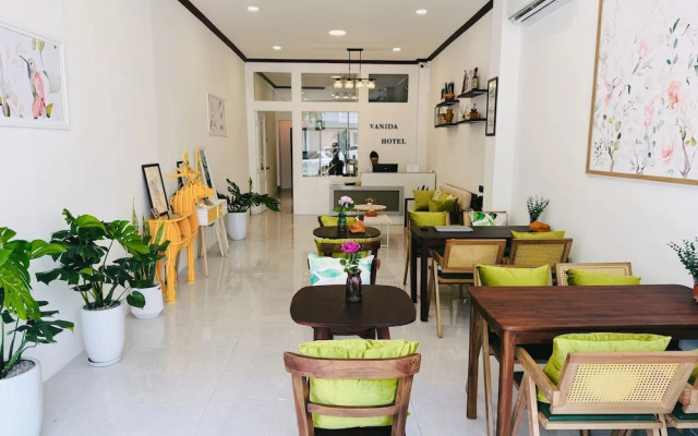 Vanida Hotel