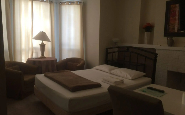 Ada's Guesthouse