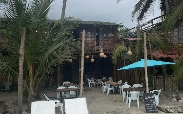 Puerto Manglar Hostal