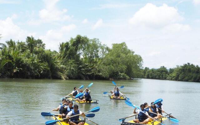 River Nature Hotel