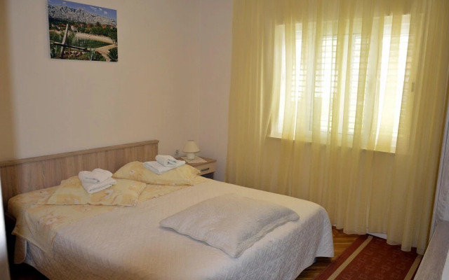 Zdravko - Comfortable & Close to the sea - A4