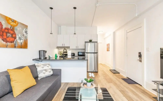 1BR Apt w Queen Bed Netflix - Prime Location